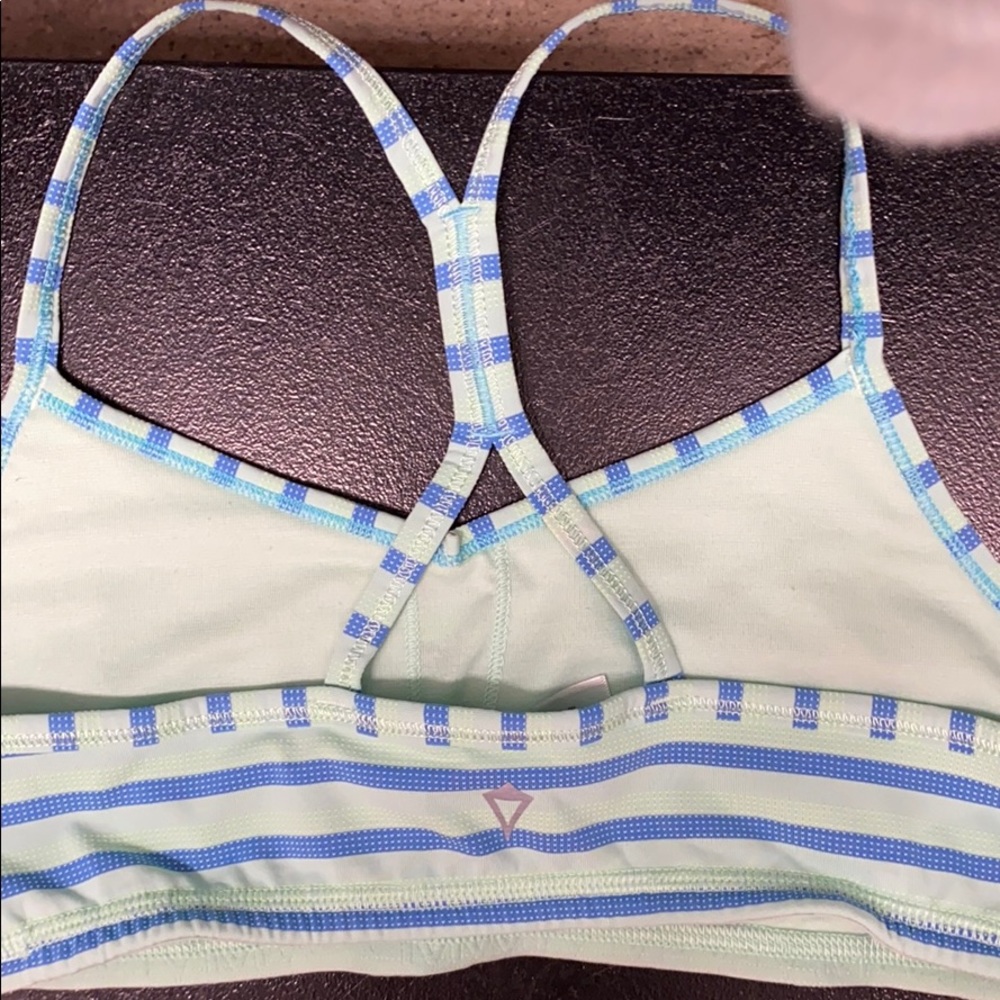 IVIVA size 14 sports bra